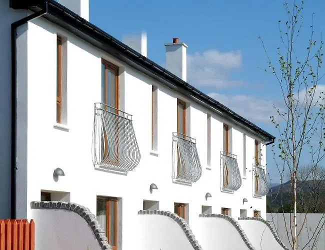 3 Bedroom With Free Wifi Close To Town Feriehus Kenmare